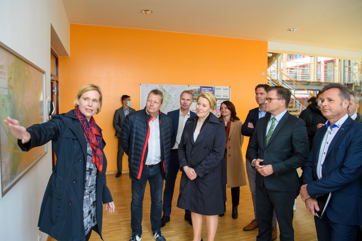 Dr. Christina Quensel stellte den Campus Berlin-Buch gemeinsam mit den Campus-Akteuren vor (Foto: Peter Himsel)