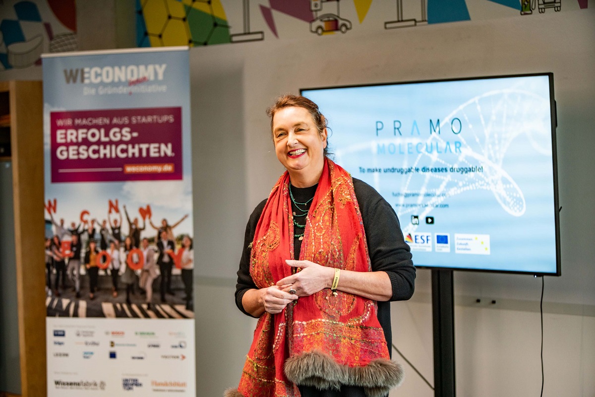 Dr. Merle Fuchs beim Weconomy-Wettbewerb 2022 (Photo Credit: Wissensfabrik/Bert Willer)