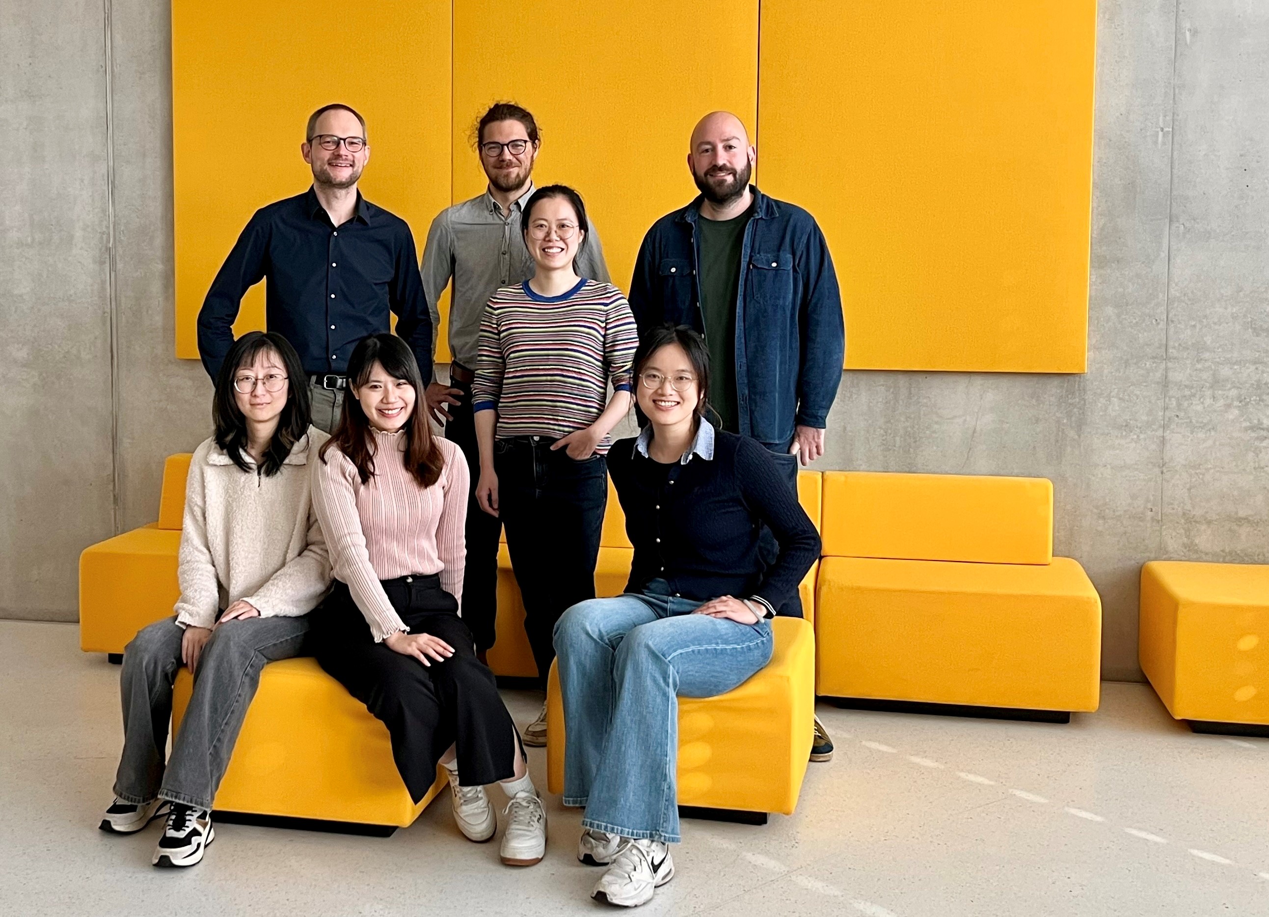 Foto: Dr. Philip Lössl (links) mit einem Teil seines Teams der Absea Biotechnology (Foto: Campus Berlin-Buch GmbH)